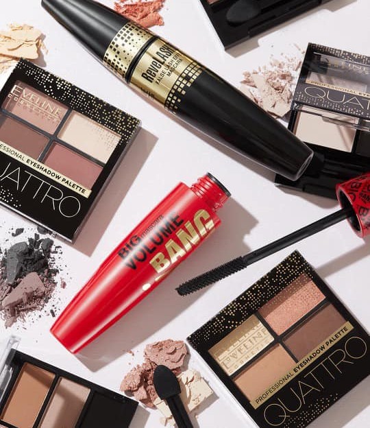 eveline-quattro-eyeshadow-paleta-4-cieni-do-powiek-idealne-polaczenie-matu-i-polysku