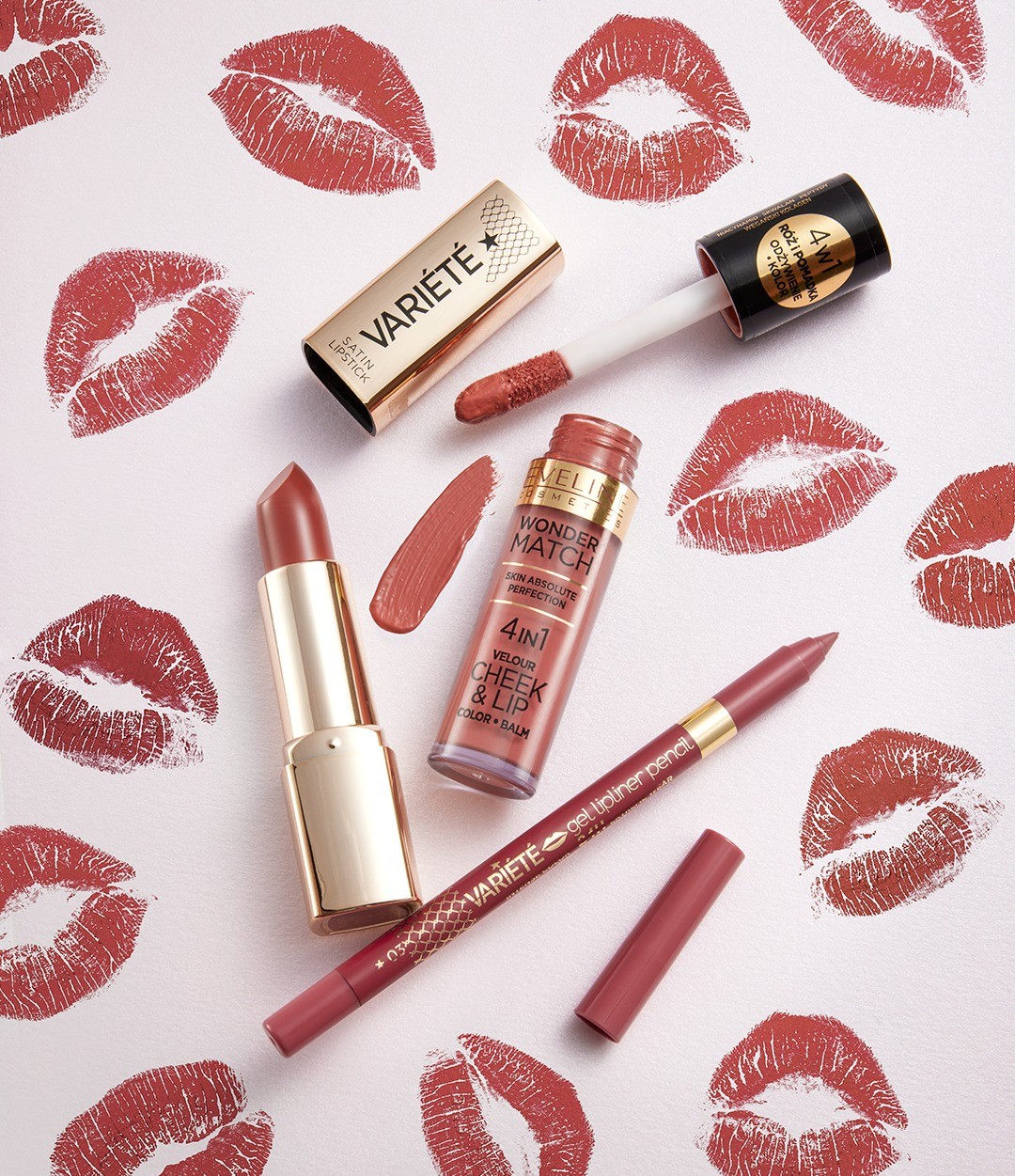 jak-wybrac-konturowke-do-ust-ktora-nie-rozmazuje-sie