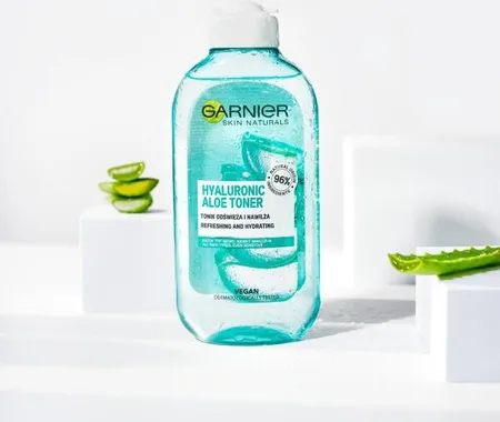 Garnier-Skin-Naturals-Hyaluronic-Aloe-Toner-do-łagodzenia-podrażnień-i-nawilżania-skóry