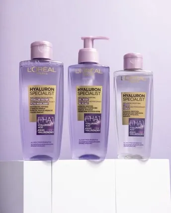 Wypełniająco-Wygładzający-Tonik-Loreal-z-kwasem-hialuronowym-do-dogłębnego-nawilżenia