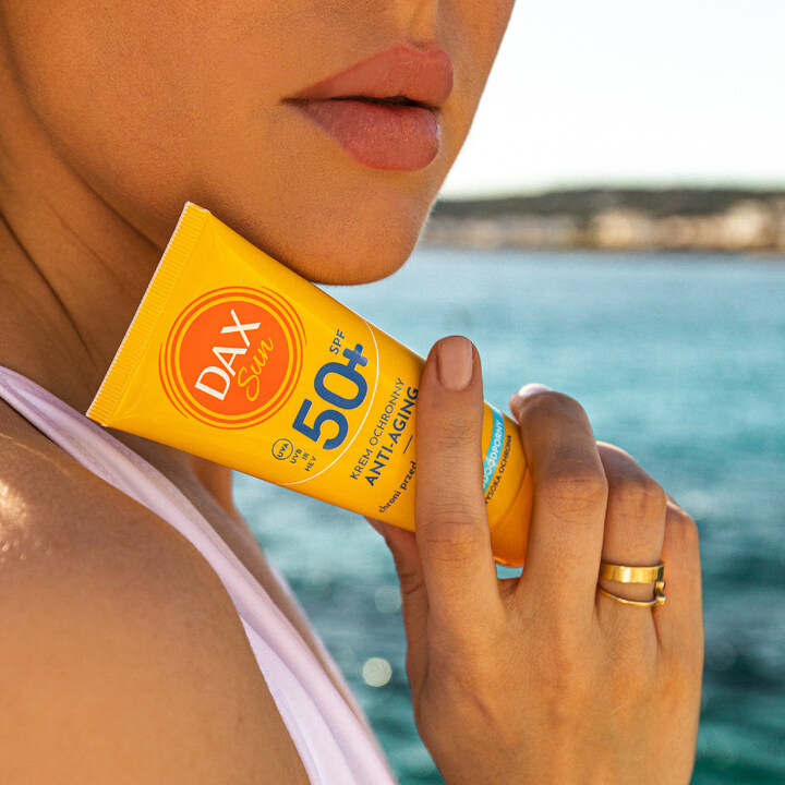 krem SPF 50 do cery wrażliwej na słońce