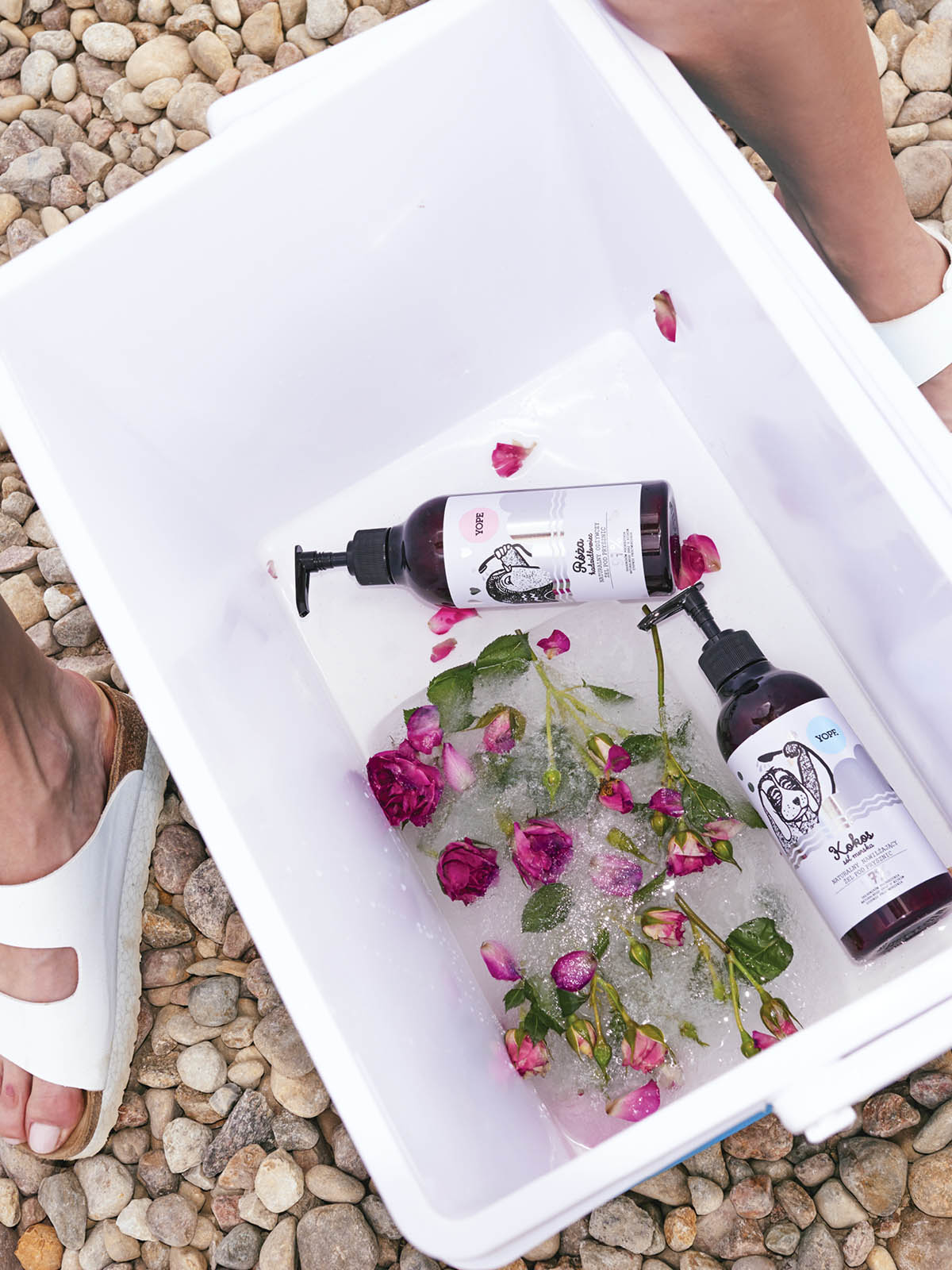 Yope-Żel-pod-Prysznic-Róża-ujędrniający-i-kojący-dla-wrażliwej-skóry