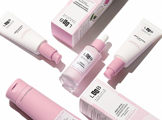 lekki krem pod oczy na zmarszczki