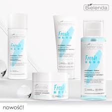 Bielenda-Hydrofilowe-Masło-do-Demakijażu-rozpuszczające-wodoodporny-makijaż