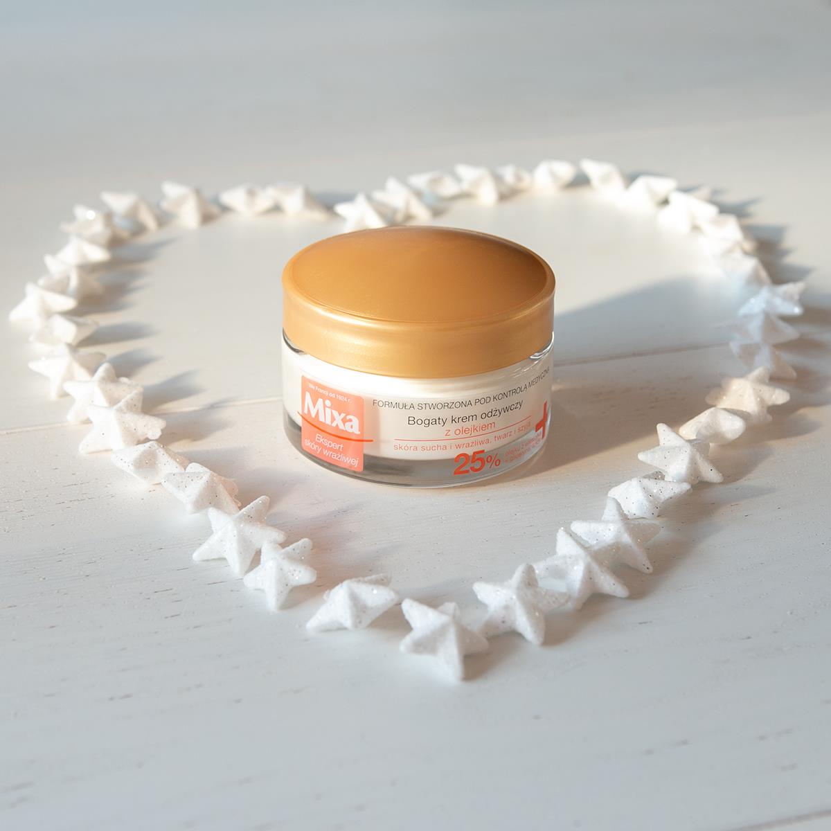 Nawilżający-krem-do-cery-z-olejkiem-z-wiesiołka