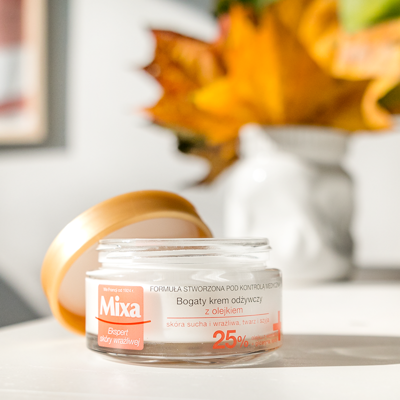 Mixa-Bogaty-Krem-Odżywczy-z-Olejkiem-Skóra-Sucha-intensywnie-odżywiający