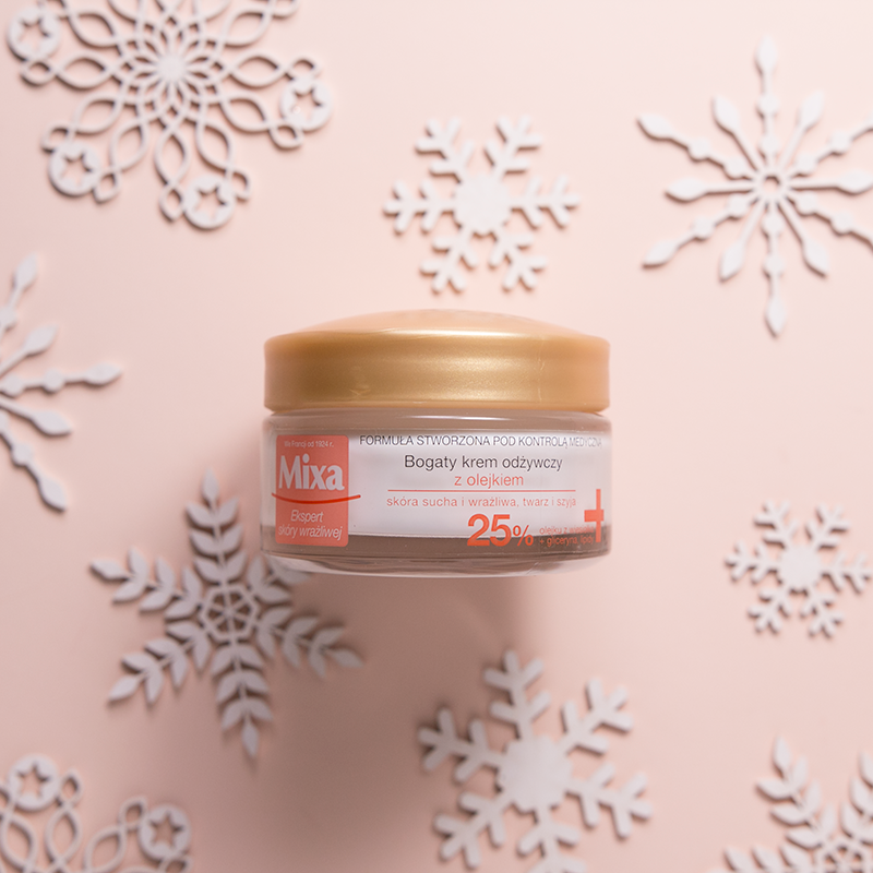 Mixa-Bogaty-Krem-Odżywczy-z-Olejkiem-Skóra-Sucha-przeciw-podrażnieniom