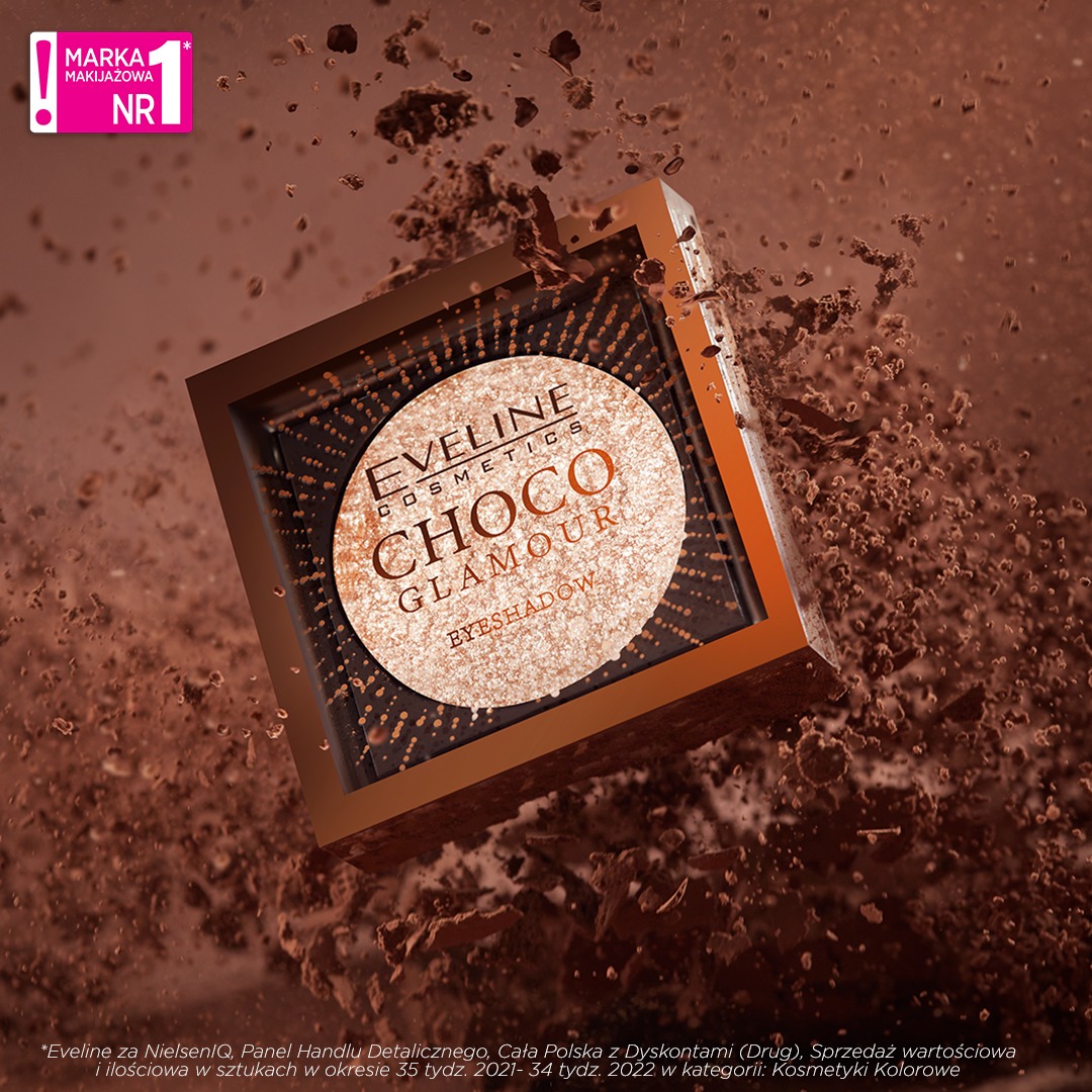 cien-do-powiek-z-polyskiem-doskonaly-na-wieczor