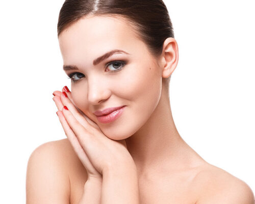 Baza pod makijaż – kiedy warto ją stosować?