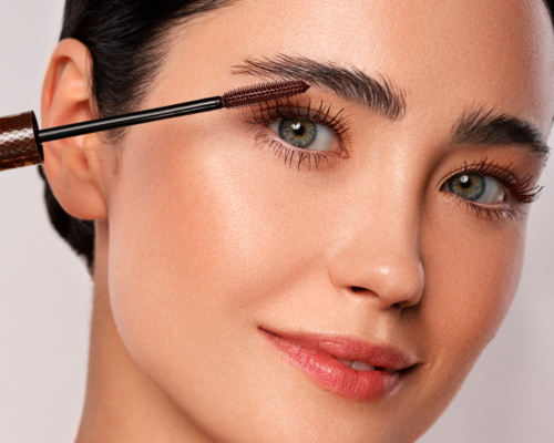 Czerń to nie wszystko! Brązowy tusz do rzęs wraca do łask