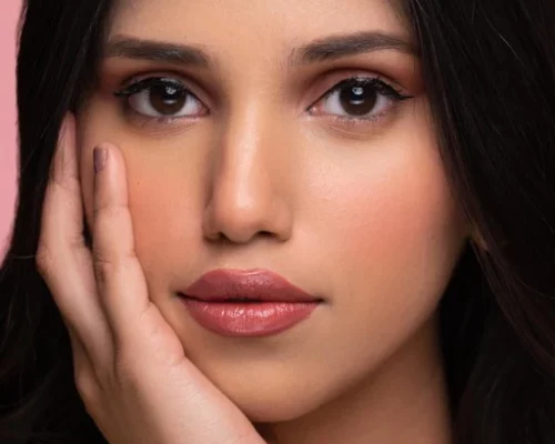 Jak dopasować makijaż ust do ich kształtu? Praktyczne triki i techniki