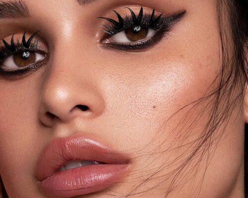 Jak prawidłowo przykleić sztuczne rzęsy? Krok po kroku dla początkujących i zaawansowanych