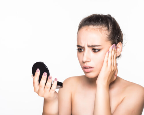 Jak uratować za ciemny podkład Sprawdzone sposoby na idealny kolor