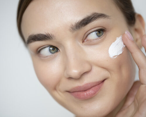 Jak wybrać krem BB, który naprawdę zadba o Twoją skórę