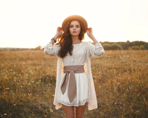 Jak wykonać makijaż boho krok po kroku, by zachować jego lekkość i świeżość?