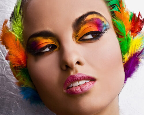 Jak zacząć przygodę z kolorowym makijażem? Krok po kroku do perfekcyjnego looku