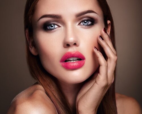 Konturowanie twarzy na sucho – co warto wiedzieć?