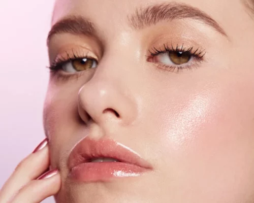 Korean glass skin – jakie kosmetyki do makijażu wybrać?