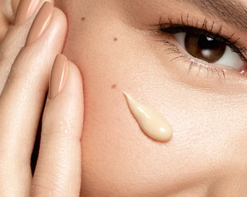 Krem BB czy podkład – który lepiej sprawdzi się w codziennym makijażu?