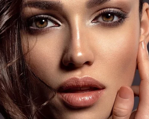 Makijaż powiększający oczy – instrukcja krok po kroku