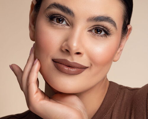 Najczęściej popełniane błędy w używaniu bronzera – jak ich unikać