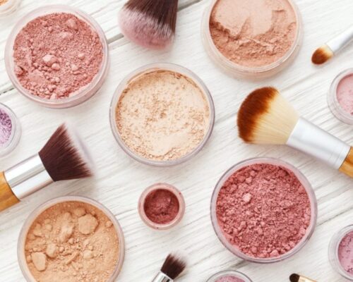 Róż w kamieniu – klasyka, która zawsze się sprawdza