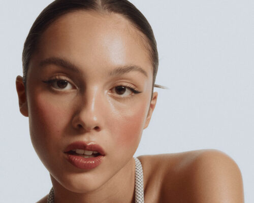 Clean Girl look – jakie kosmetyki do pielęgnacji wybrać?