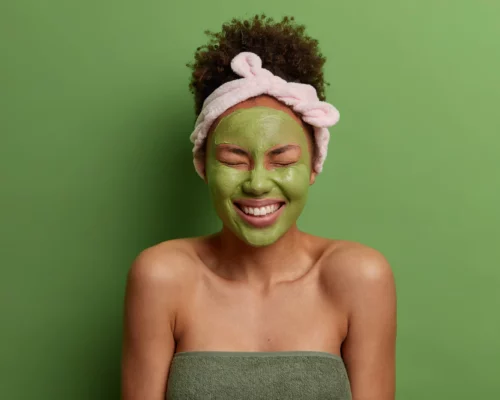 Domowe sposoby na cerę naczynkową – sprawdzone triki z kuchni