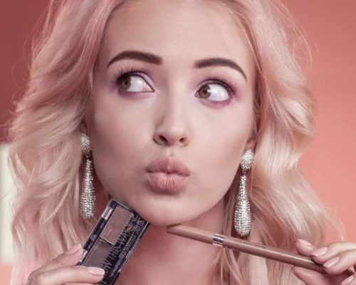 Kosmetyki do brwi, które warto mieć pod ręką