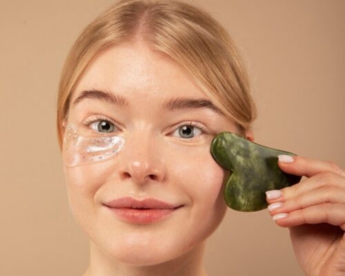 Masaż wokół oczu – naturalny sposób na świeże spojrzenie