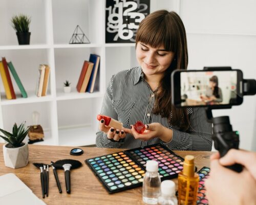 Usta jak z TikToka – pielęgnacja, która naprawdę działa