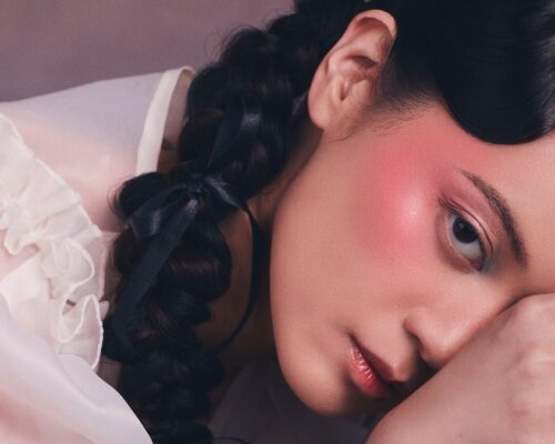 Blush Blindness - nowy gorący trend w makijażu