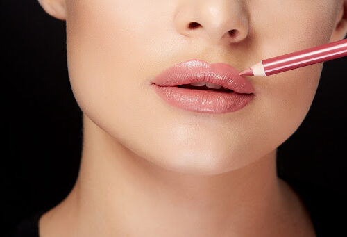 Jak konturować usta krok po kroku