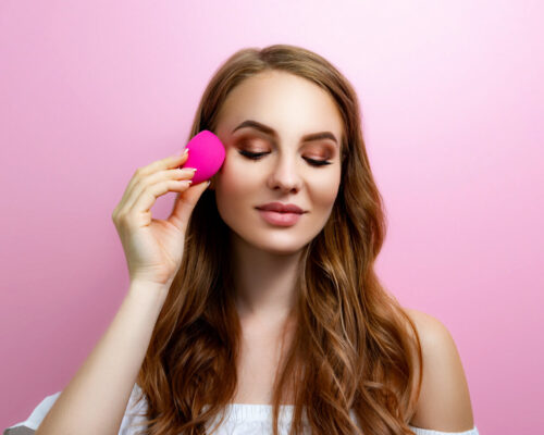 Sztuka nakładania podkładu – jak zrobić to krok po kroku, by osiągnąć efekt naturalnej skóry?