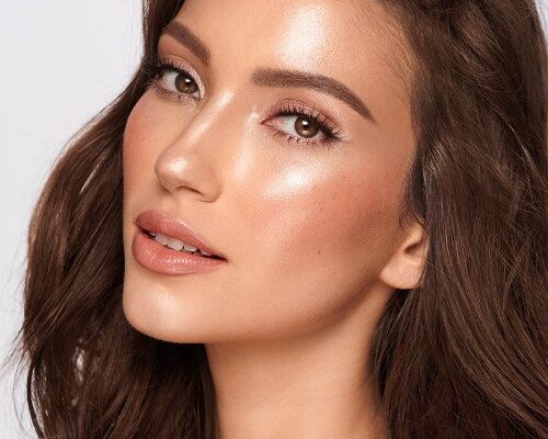 Glowy makeup - poznaj sekret promiennej cery prosto z Instagrama!