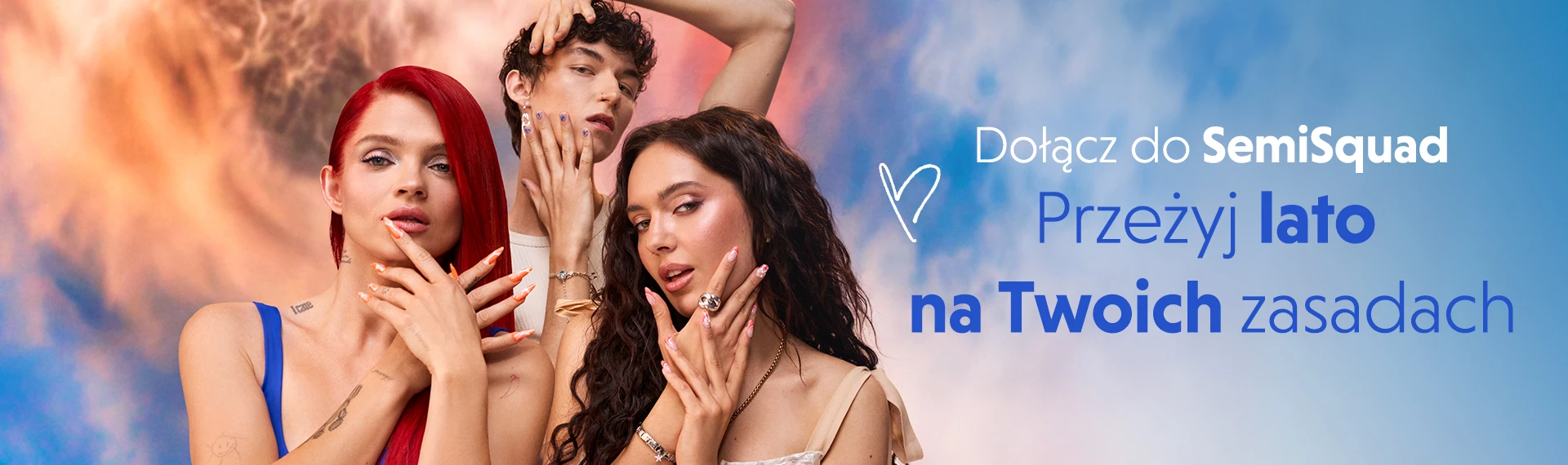 manicure-z-drobinkami-do-kolorowych-stylizacji