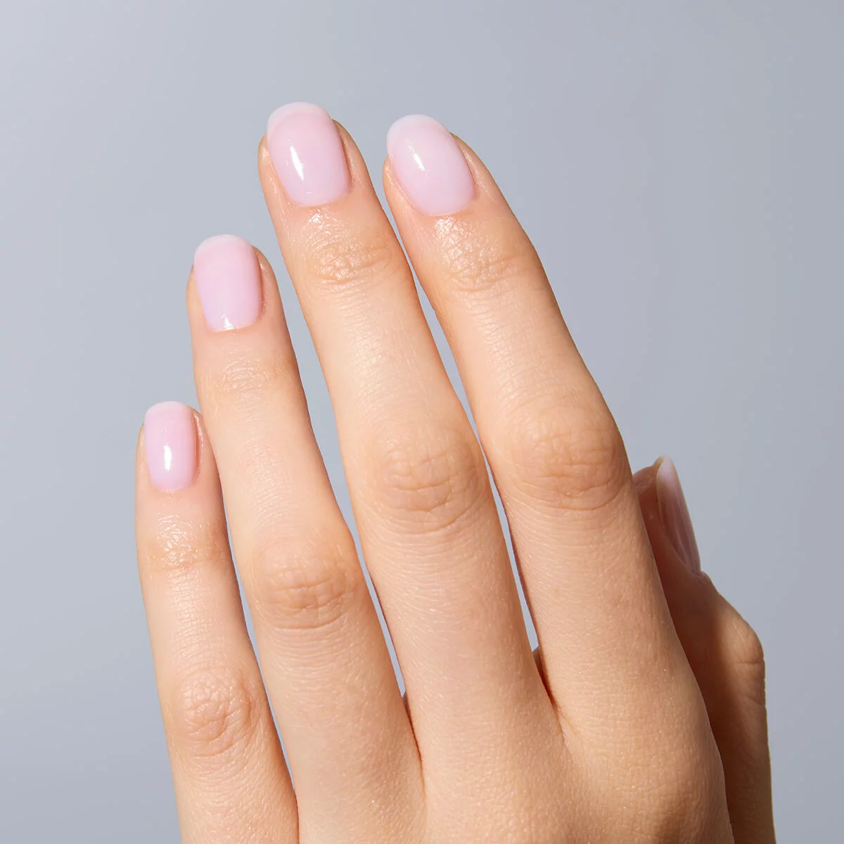 lakier-na-co-dzien-subtelny-i-elegancki