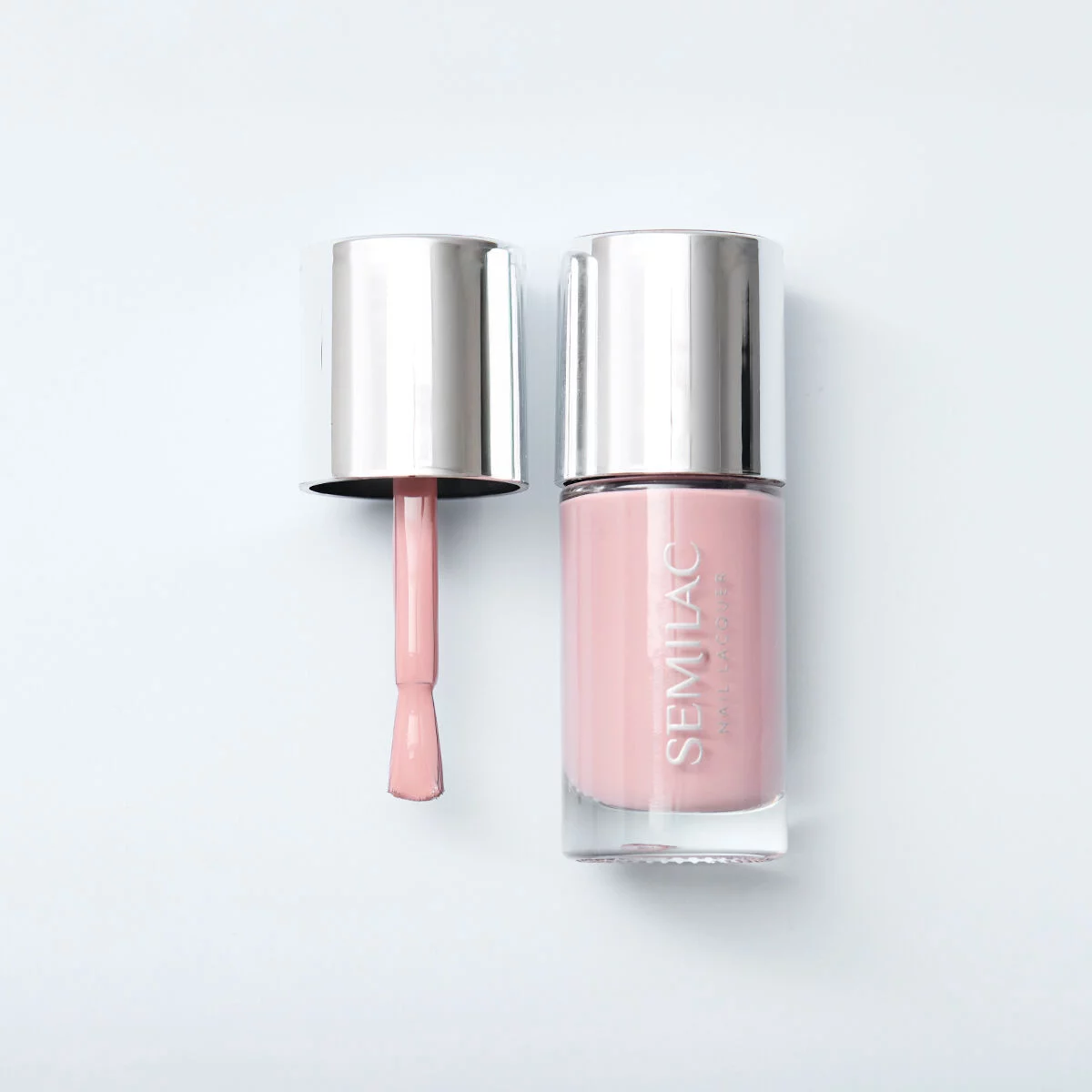 nude-do-biura-elegancki-manicure