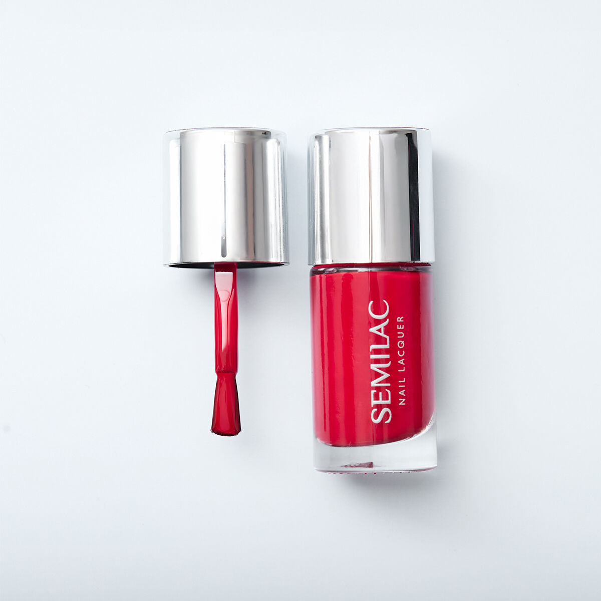 klasyczny-czerwony-lakier-na-8-dni