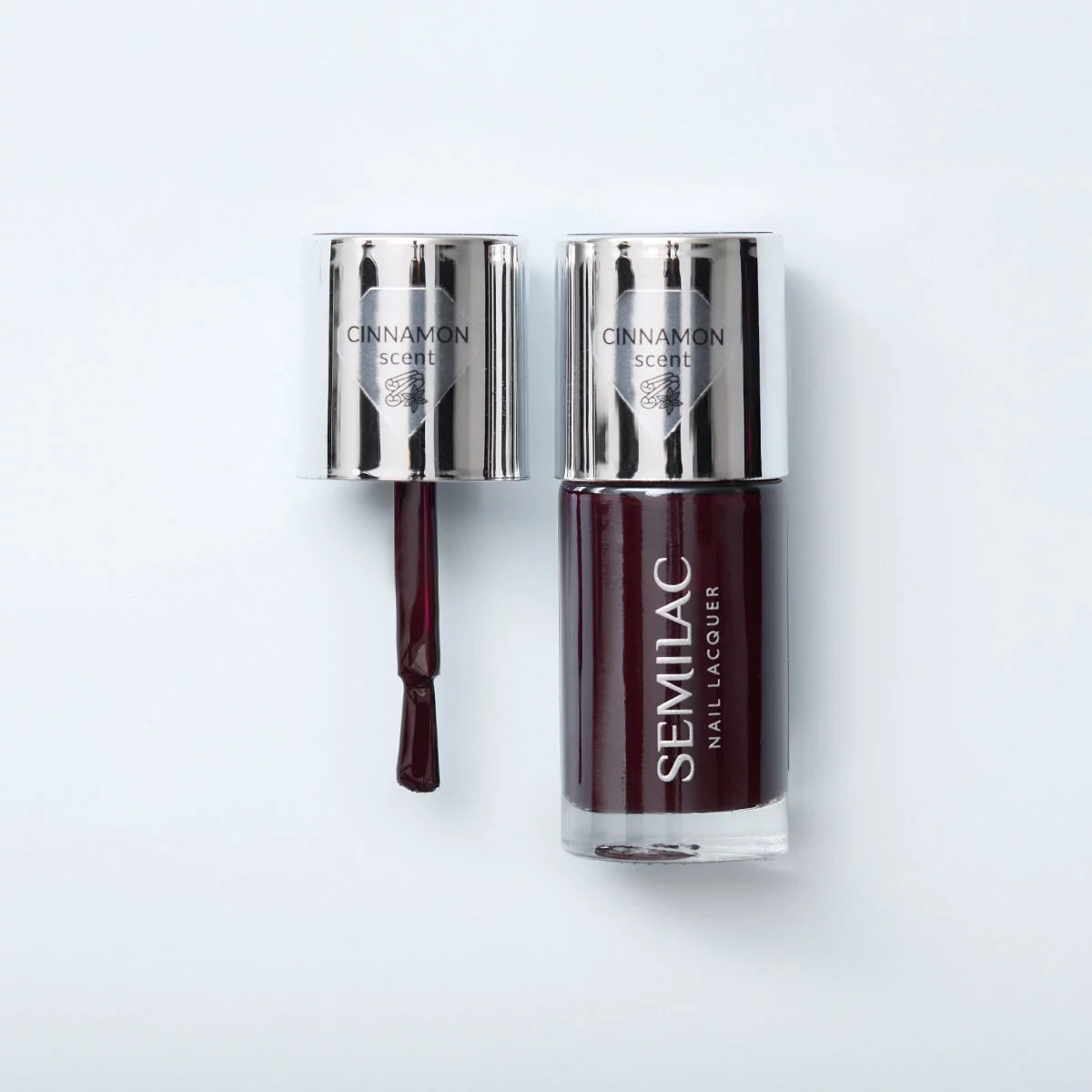 głęboki-burgundowy-lakier-do-paznokci