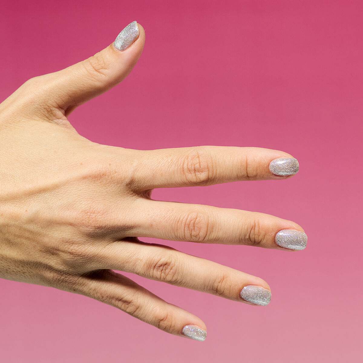 semilac-inner-glow-lakier-hybrydowy-961-magnetic-flash-z-błyszczącymi-drobinkami