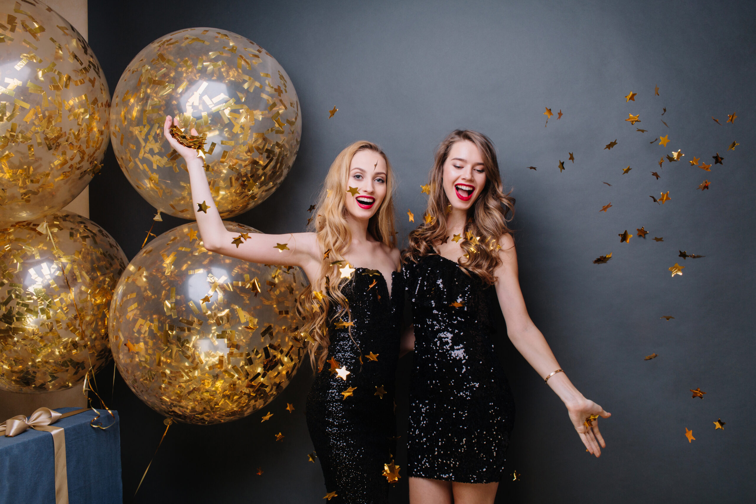 Makijaż dopasowany do typu urody i koloru sukienki 