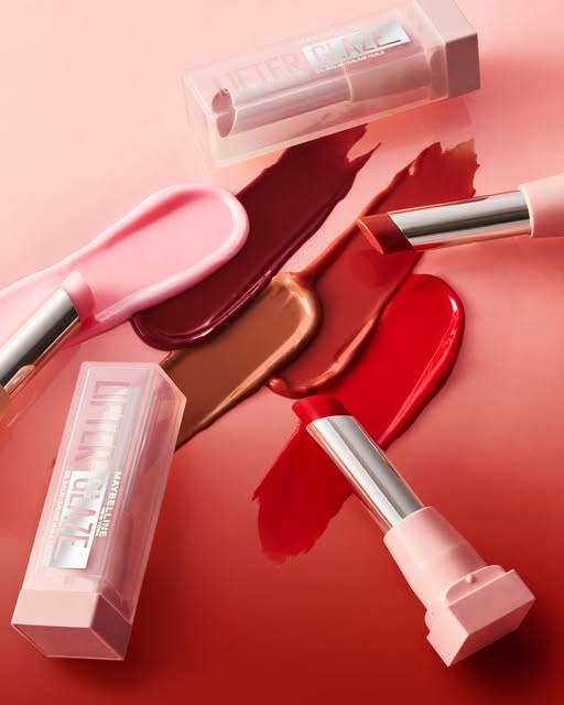 balsam do ust który daje mocny połysk