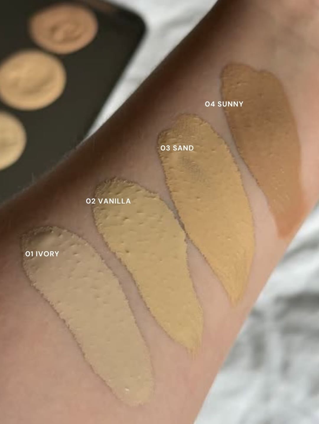 Lovro Bubble Foundation fluid wyrównujący koloryt